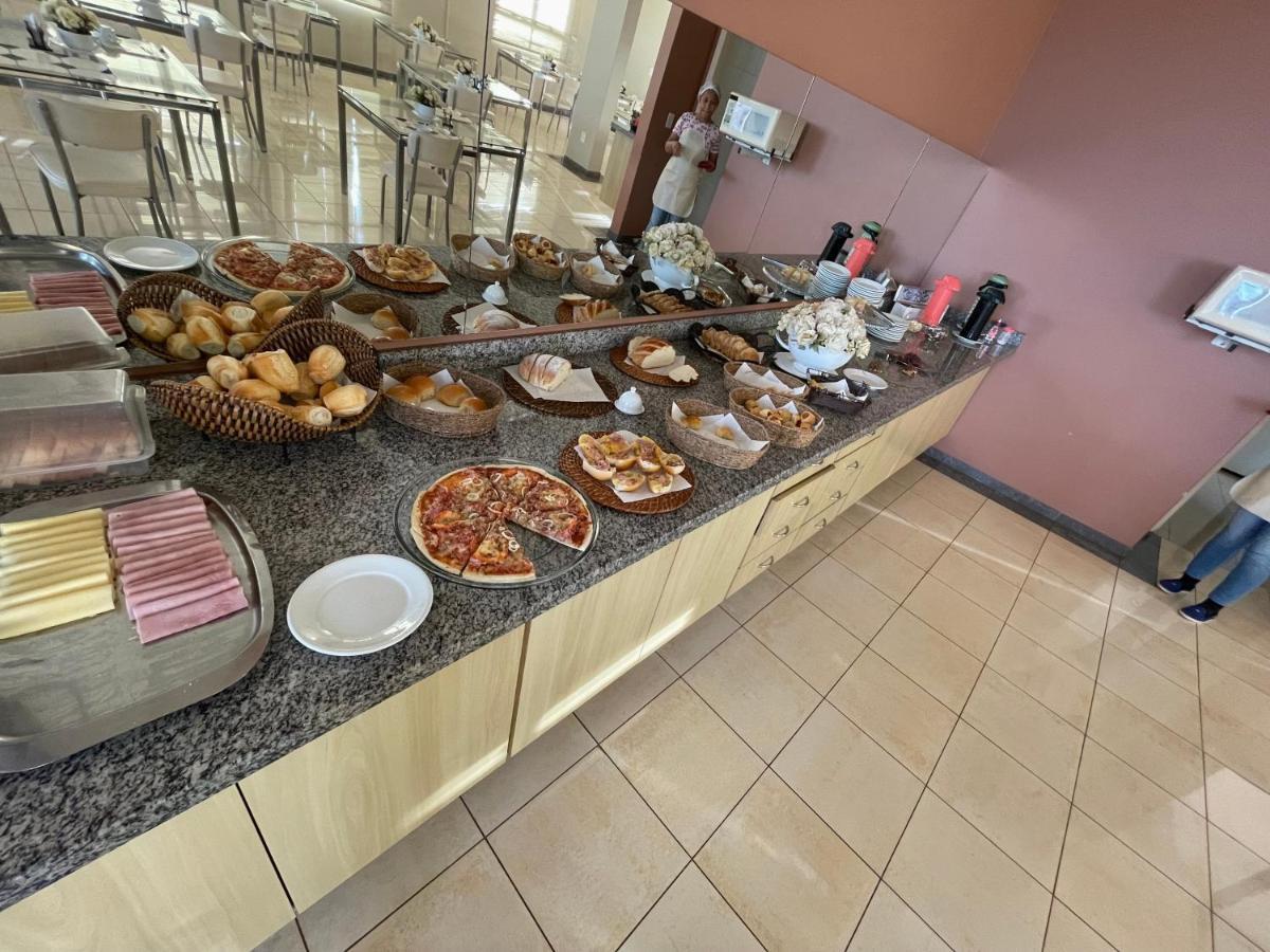 Font Inn Araraquara Bagian luar foto