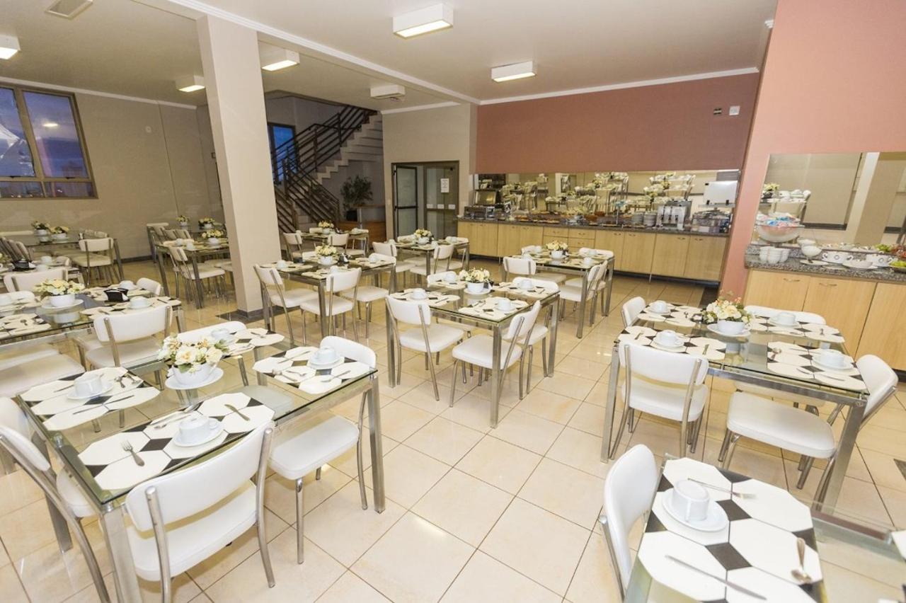Font Inn Araraquara Bagian luar foto